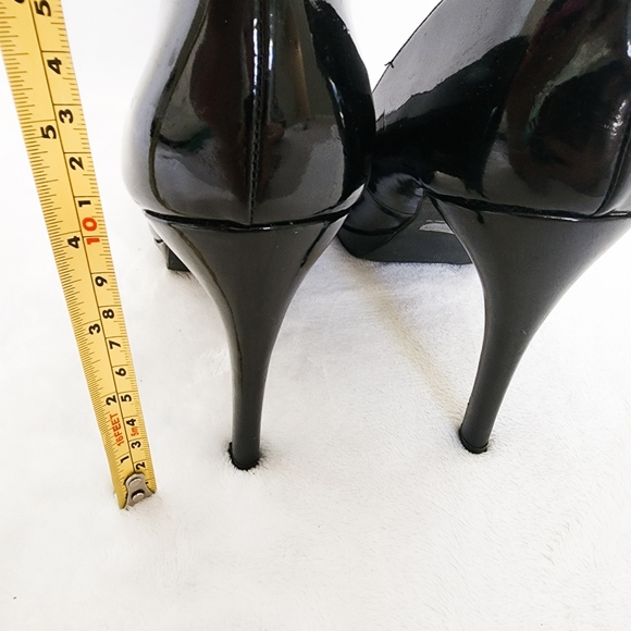 Womens Wild Diva Lounge Black Peep Toe Pumps Heels 4 Inch - Picture 3 of 3